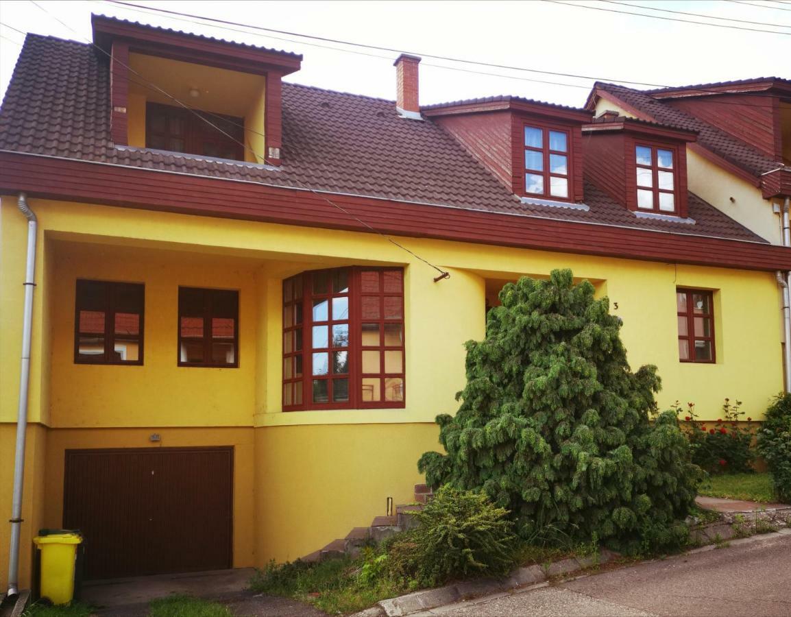 Hella Vendeghaz Eger Exterior photo